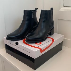 Blondo Elvina Waterproof Boots Black